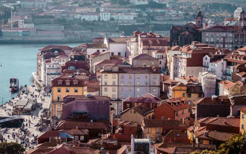 Unlock the Secrets of Porto: 10 Amazing Things to Do and See in this Enchanting City!