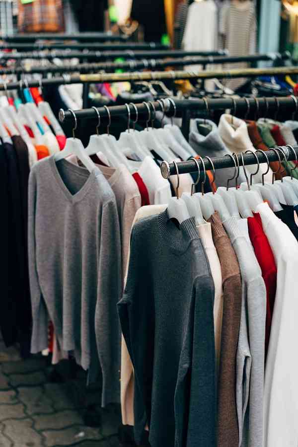 selling clothes on amazon vs ebay