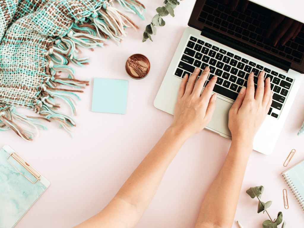 Starting a blogging business