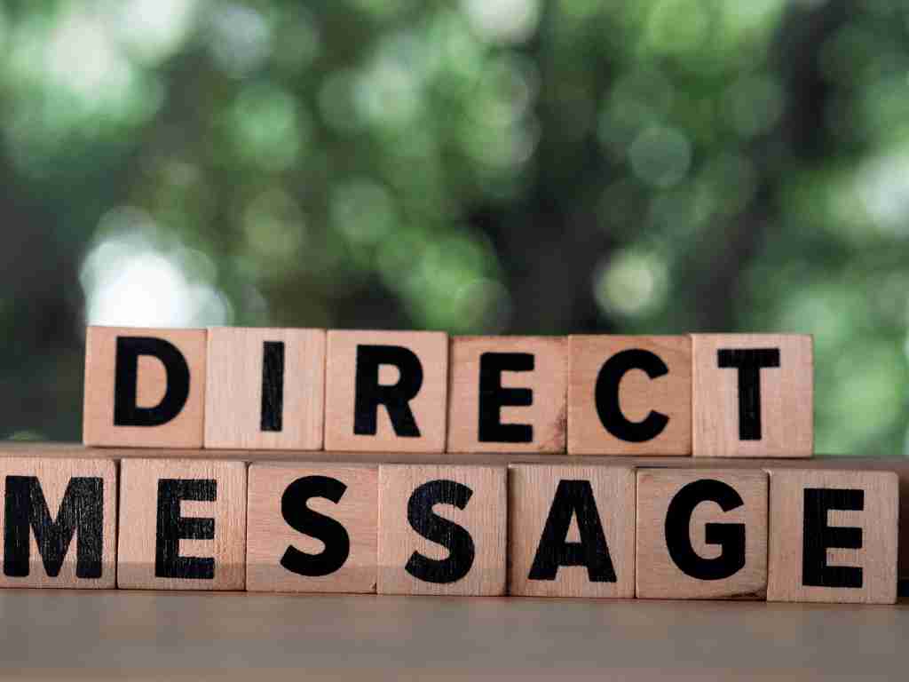 Perform Direct message management to customers