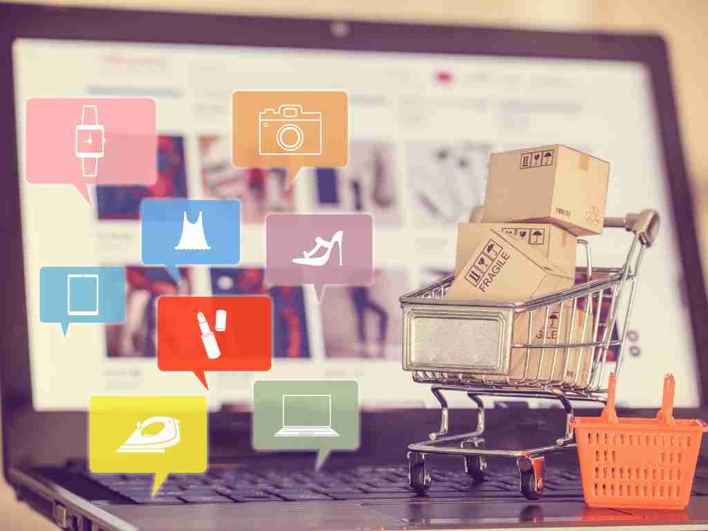 Why are digital products are best suited for b2c ecommerce