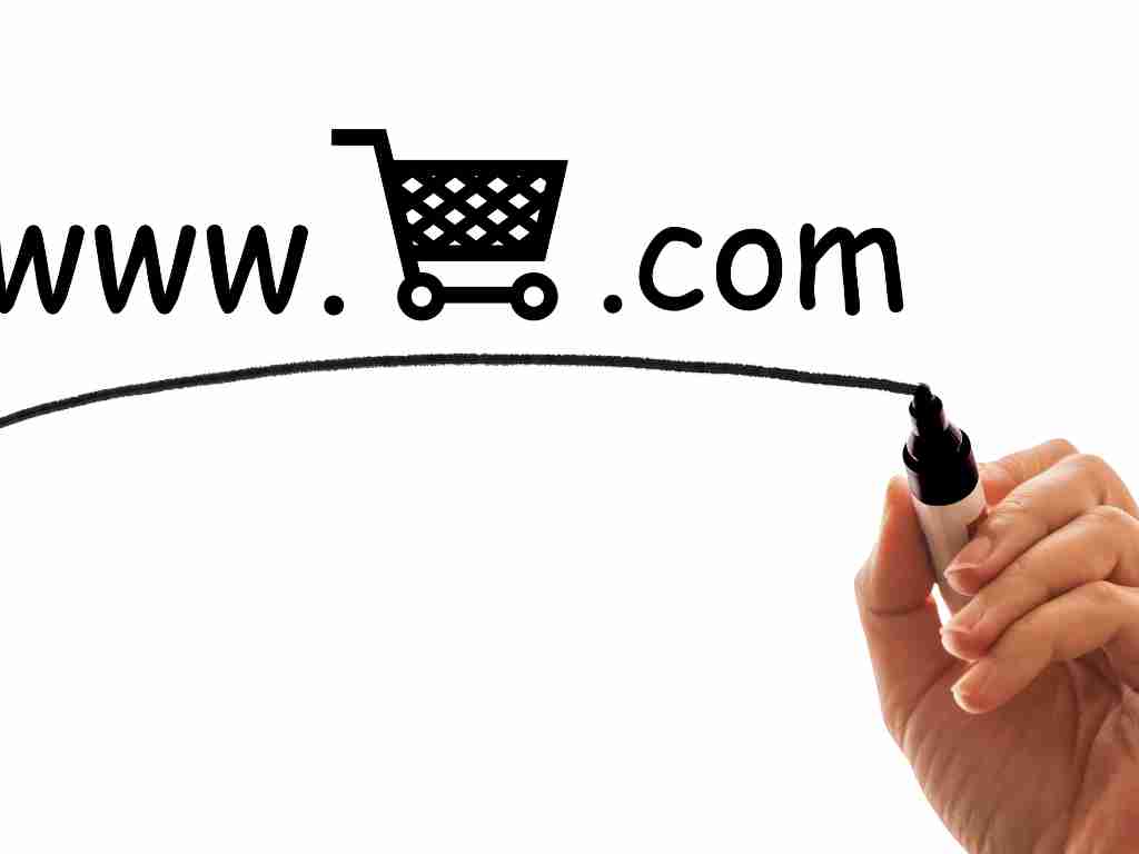 Buy and Sell Domain Names to businesses