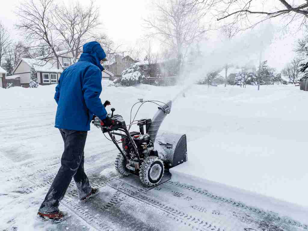 Start A business that provides snow removal services in Small town