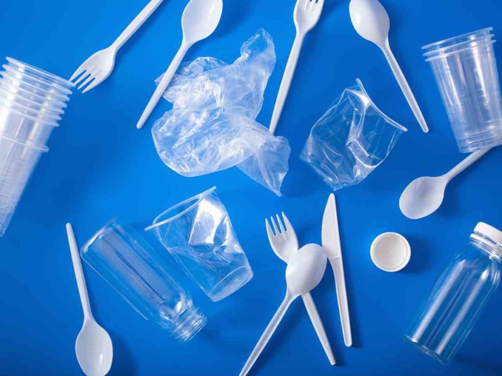 Avoid Single-Use Plastics
