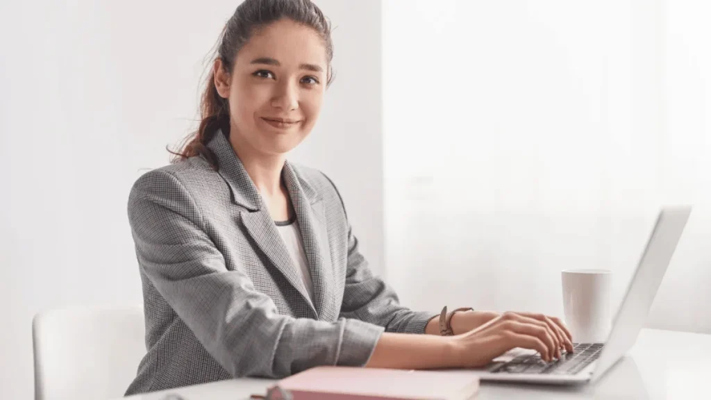 Career Advancement Opportunities for Amazon Seller Support Associates