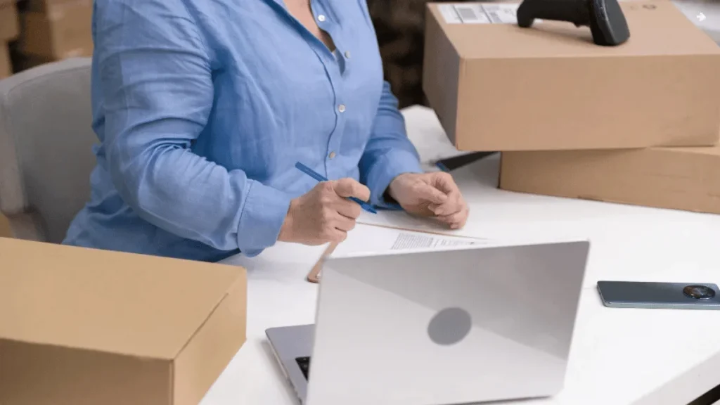Tracking and Managing Pickups Effectively as an Amazon Seller